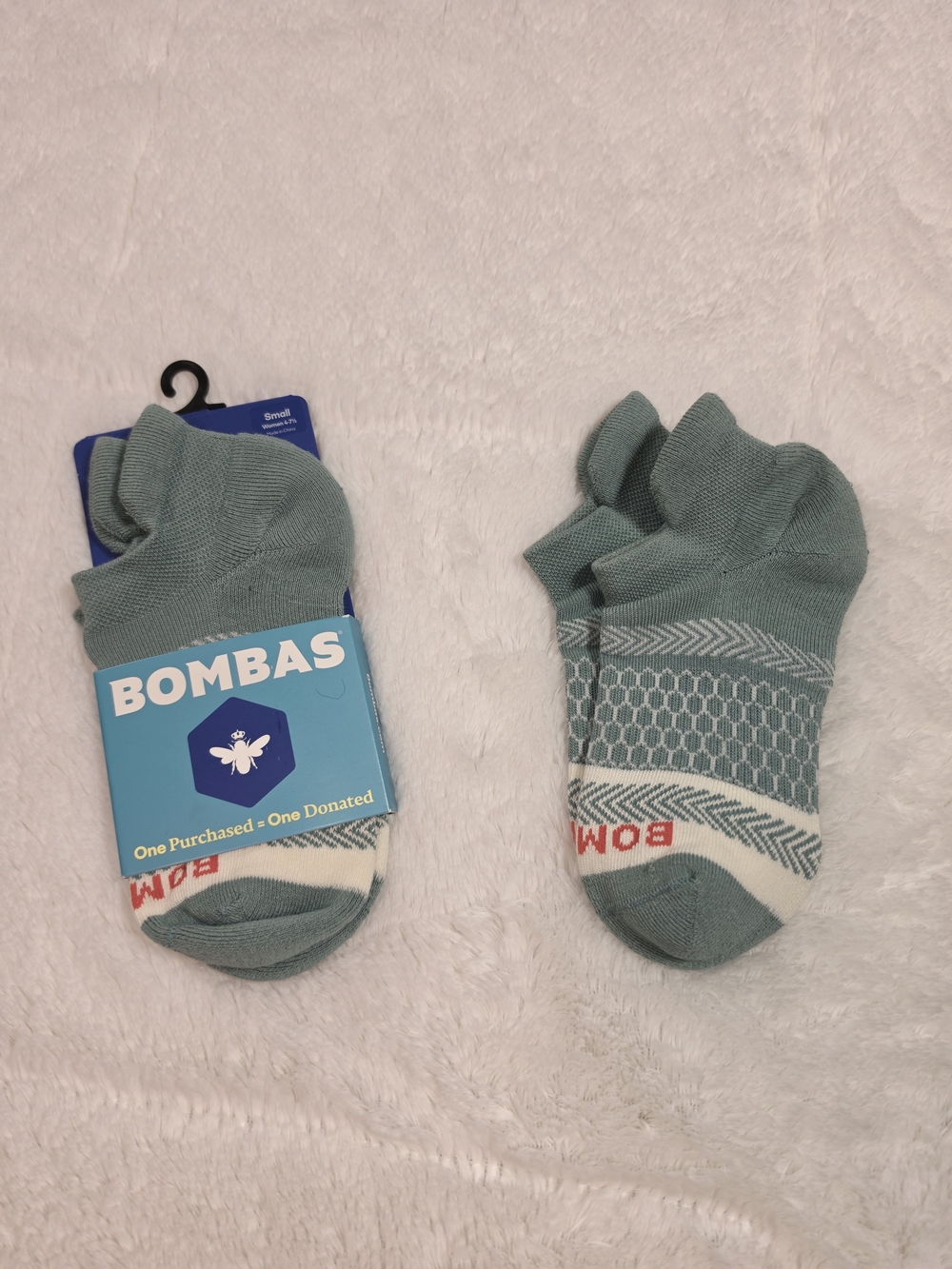 Bombas Low-Cut Athletic Socks in Sage Green with White Accent